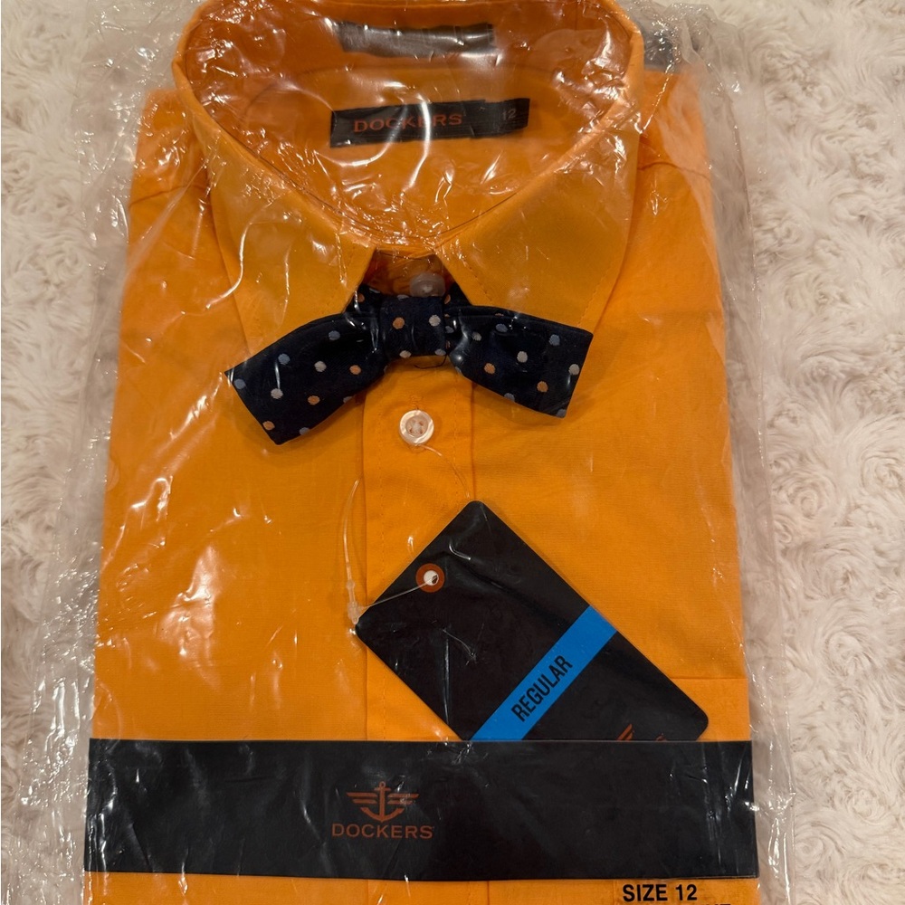 Dockers Men's Bright Orange Dress Shirt with Navy Bow Tie
